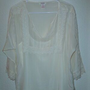 NWOTS, SUNDANCE, SIZE L, CREAM, SPLIT V NECK, SHEAR BLOUSE WITH CAMI,